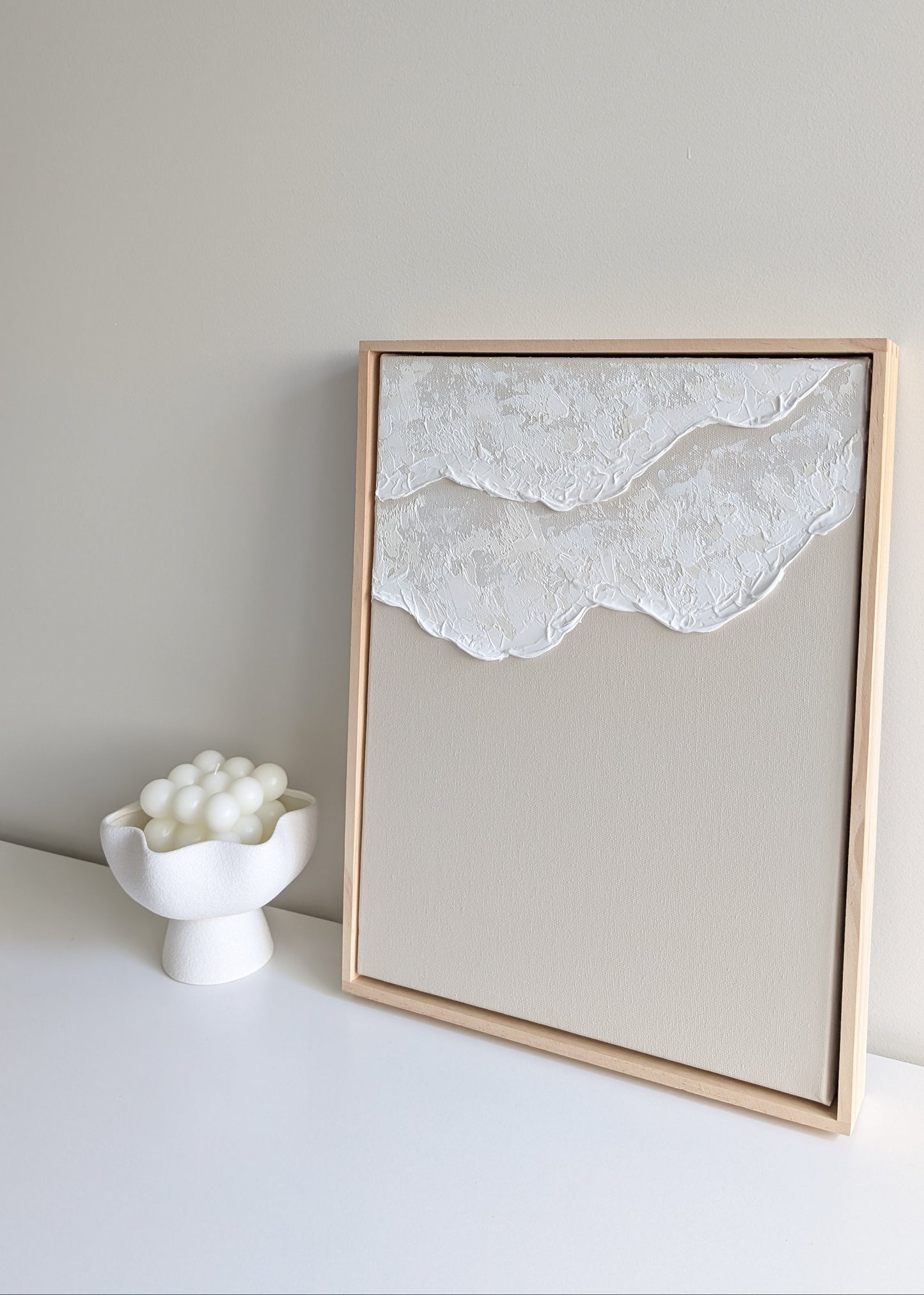 Neutral Ocean Waves Textured Wall Art – Coastal Beach House Artwork in Pinewood Frame 42x32cm