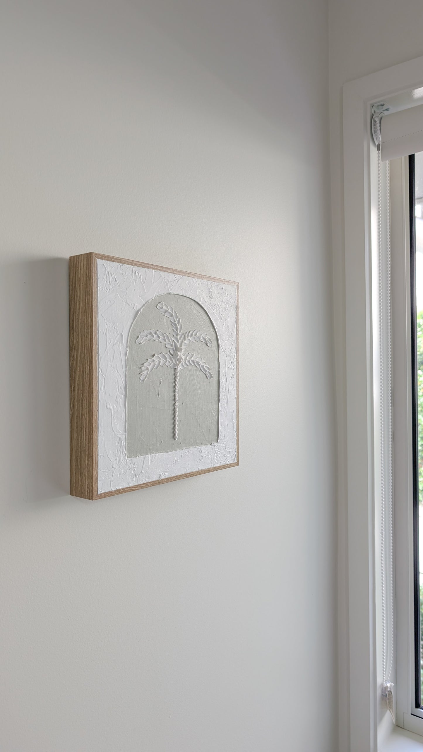 Coastal Palm Tree Textured Wall Art – Sage Green Tropical Decor 25x25cm