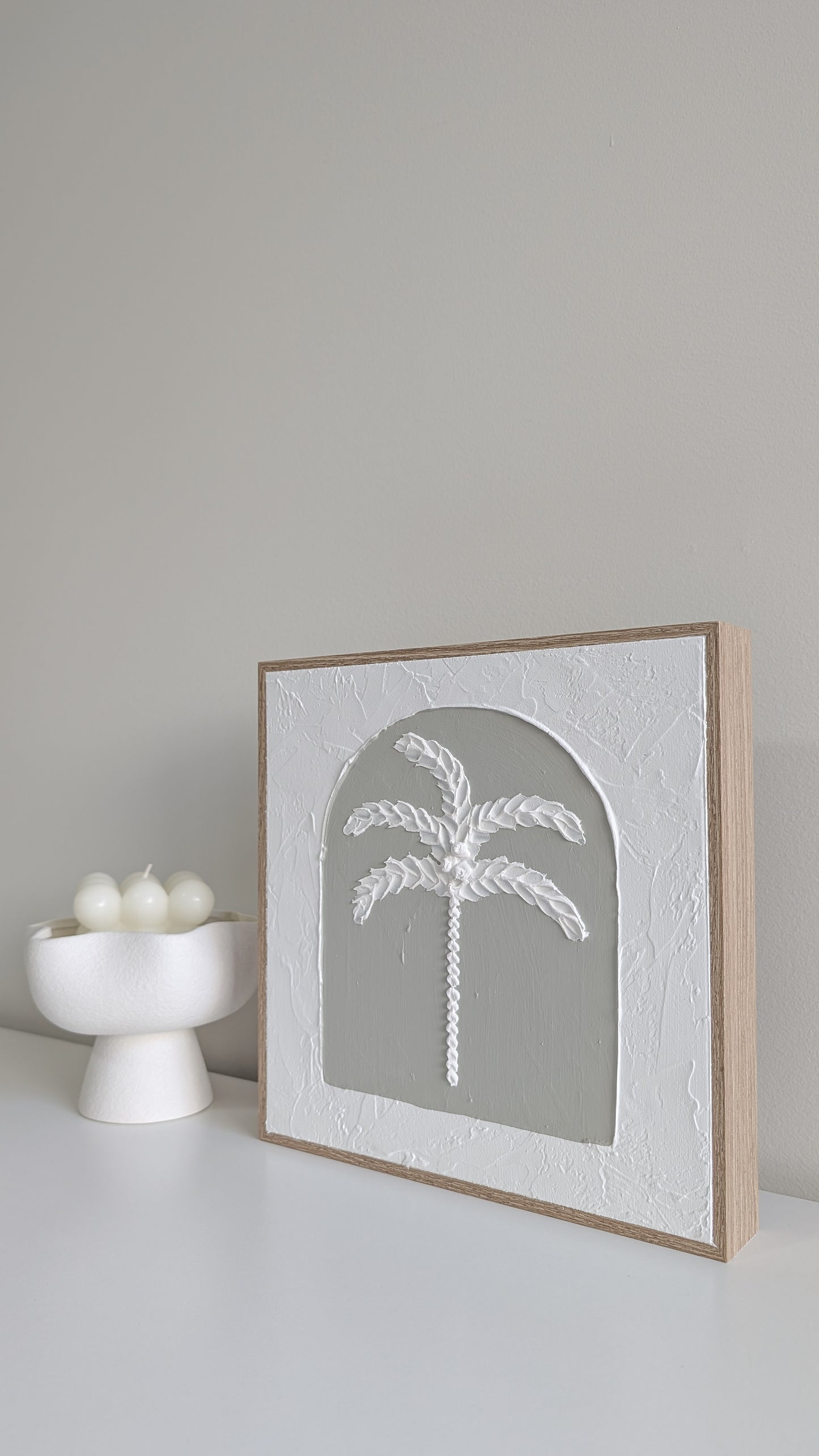 Coastal Palm Tree Textured Wall Art – Sage Green Tropical Decor 25x25cm
